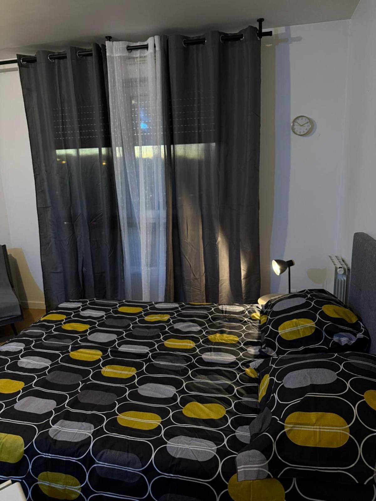 Appartements Sully Mantes-la-Jolie Esterno foto